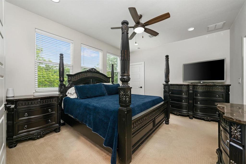 408 W 16th St - Photo 26