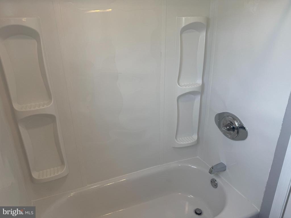 1620 Macdade Boulevard - Photo 5