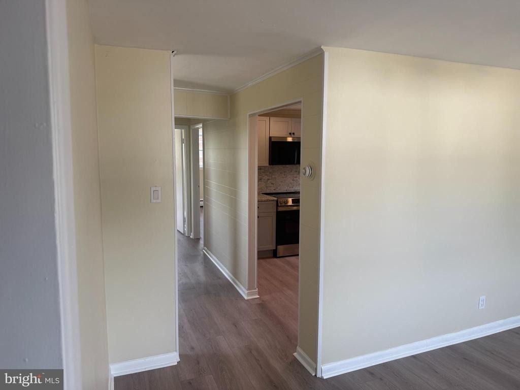 1620 Macdade Boulevard - Photo 3