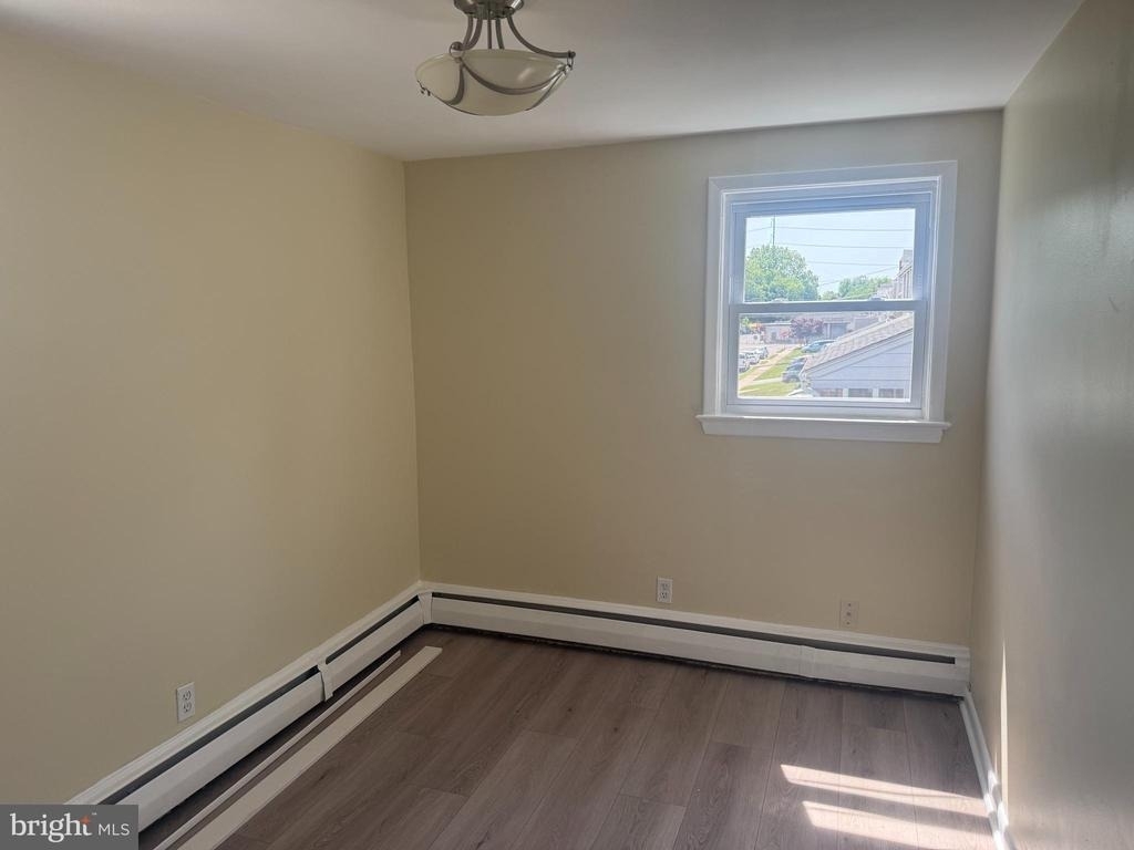 1620 Macdade Boulevard - Photo 9