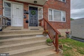 168 N Bonsall Avenue - Photo 1