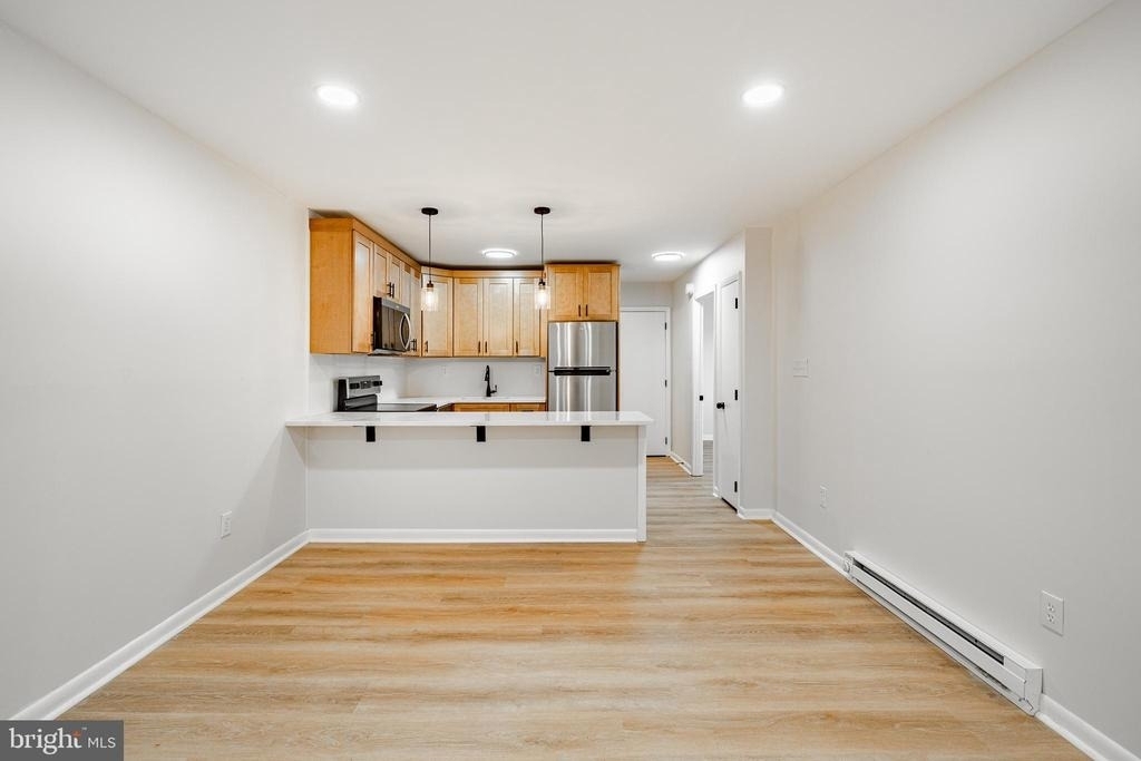 300 N Penn Street - Photo 2