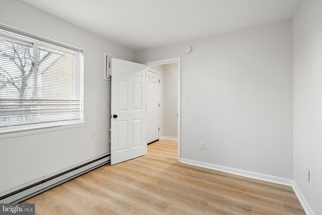 300 N Penn Street - Photo 5