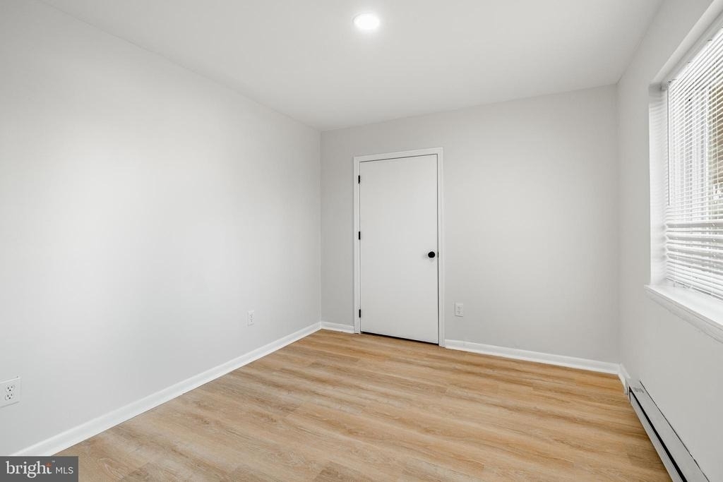300 N Penn Street - Photo 4