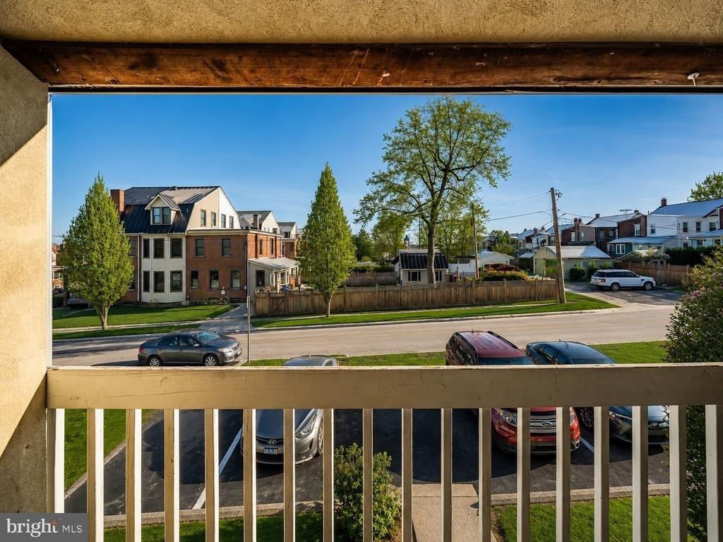 300 N Penn Street - Photo 18