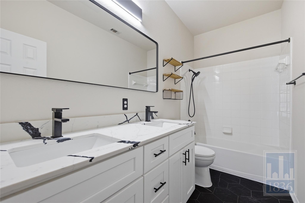 2217 Speidel Dr - Photo 24