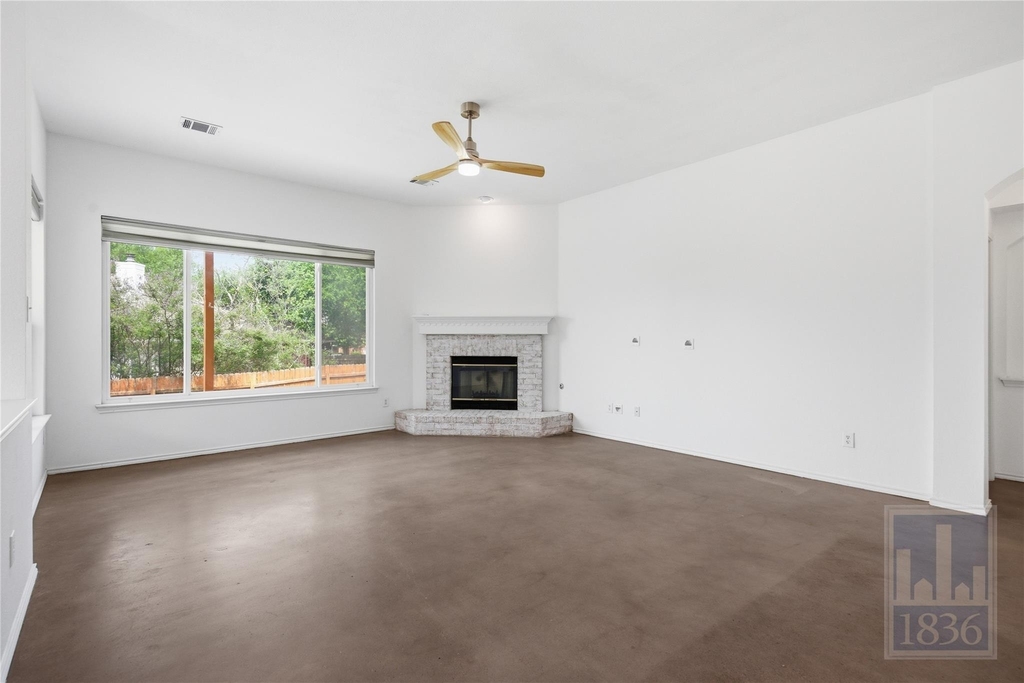 2217 Speidel Dr - Photo 8