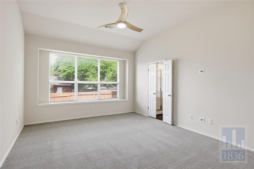 2217 Speidel Dr - Photo 11