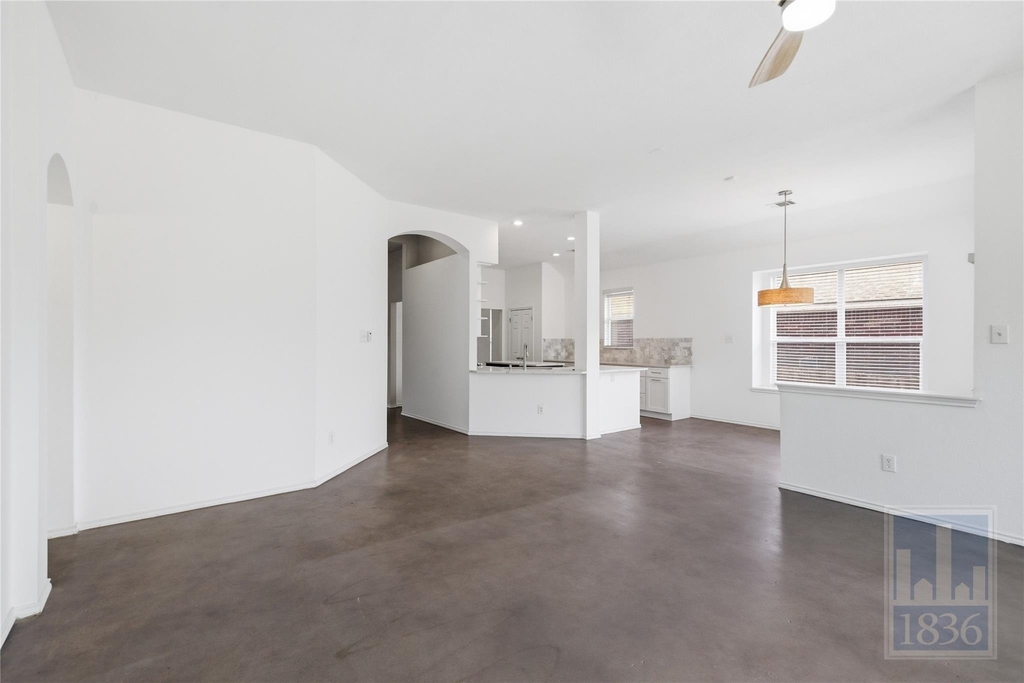 2217 Speidel Dr - Photo 10