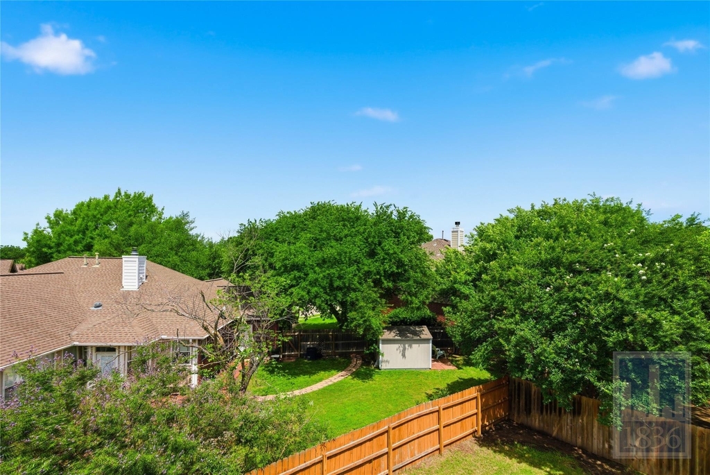 2217 Speidel Dr - Photo 27