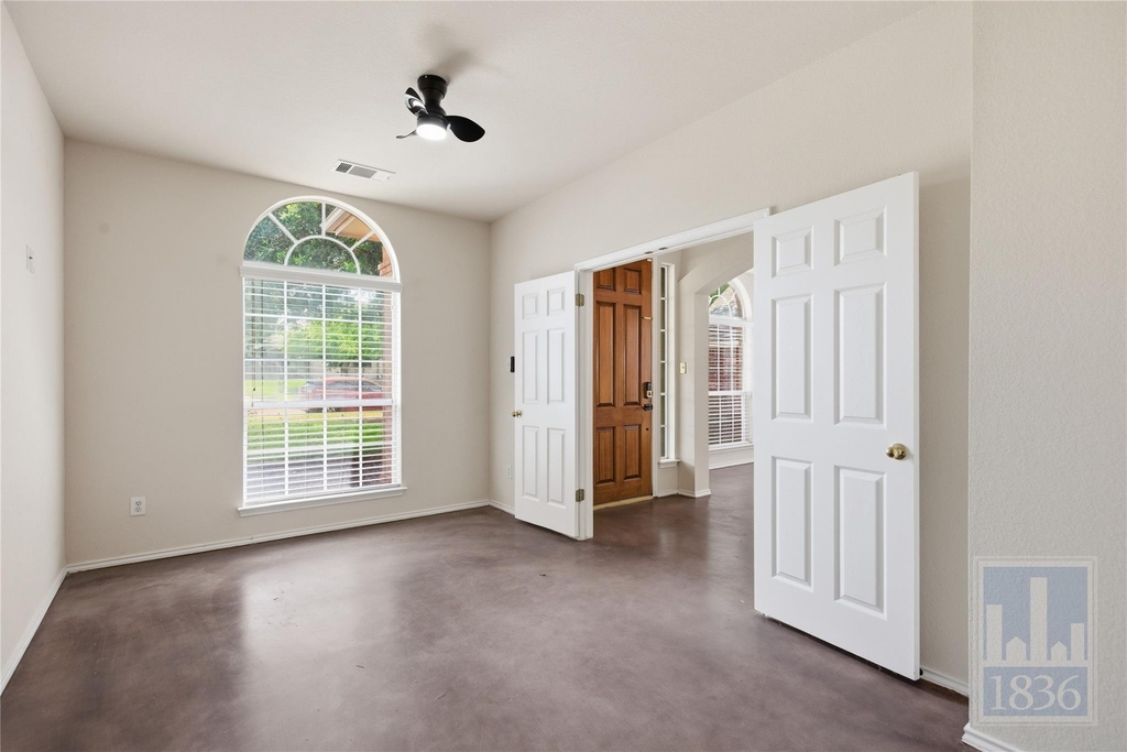2217 Speidel Dr - Photo 23