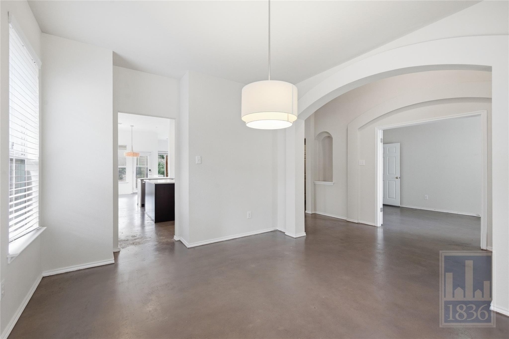 2217 Speidel Dr - Photo 3