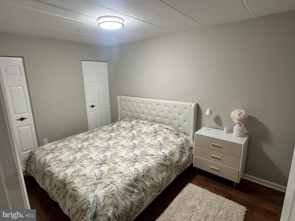 283 E Village Road - Photo 7
