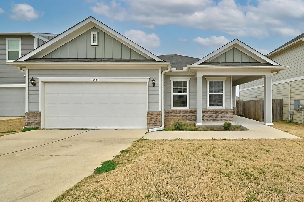 19408 Samuel Welch Way - Photo 0