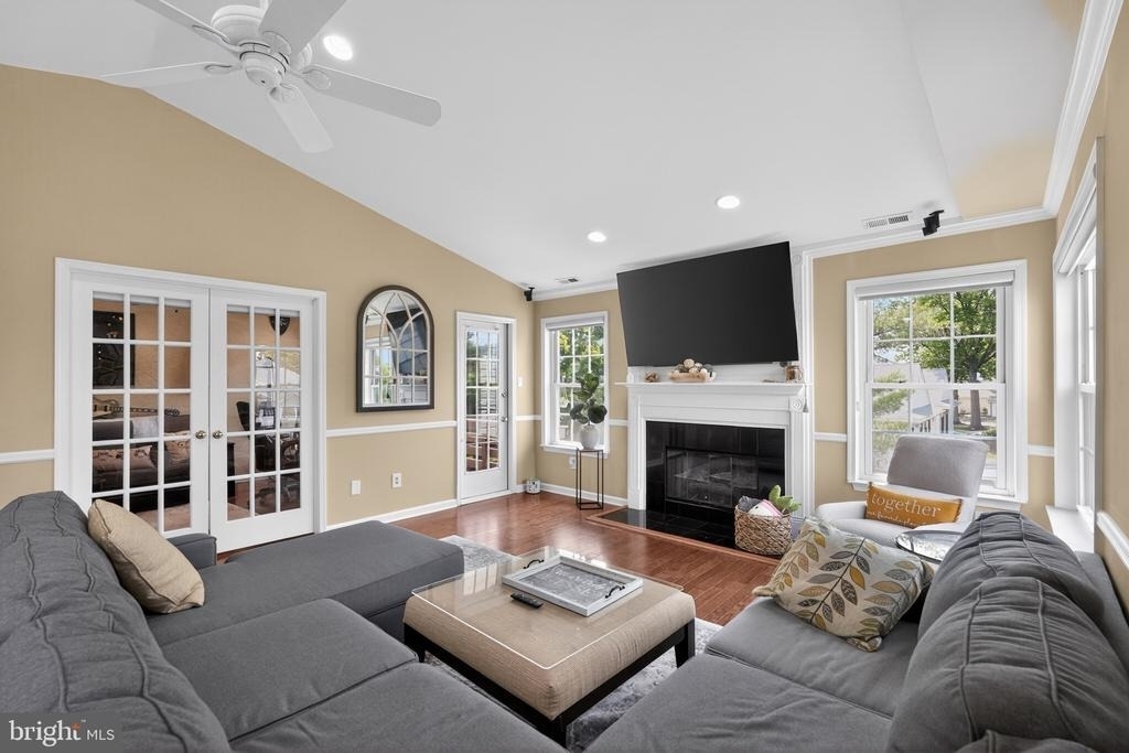 2508 Waterford Road - Photo 2