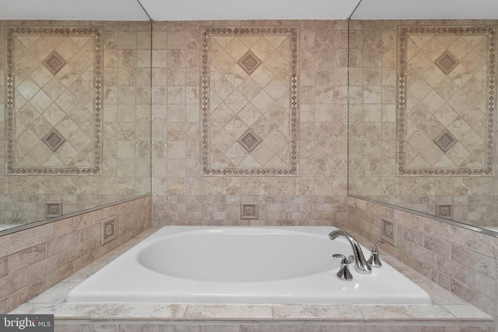 2508 Waterford Road - Photo 10