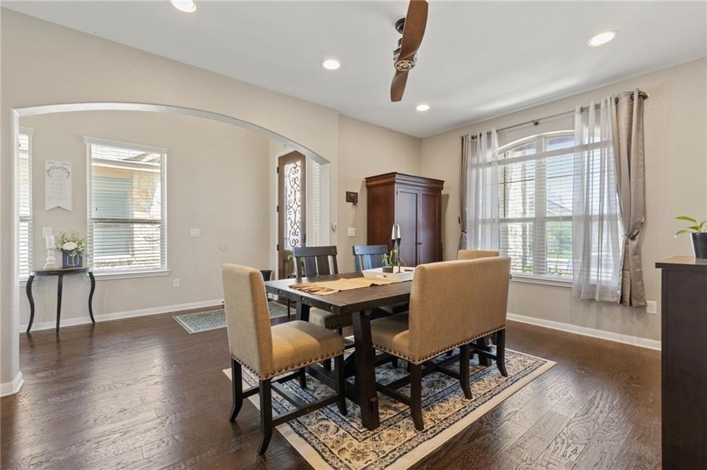 2337 Muzzie Ln - Photo 4
