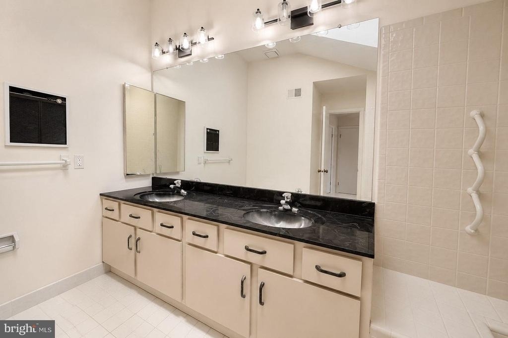 83 Sayre Drive - Photo 15