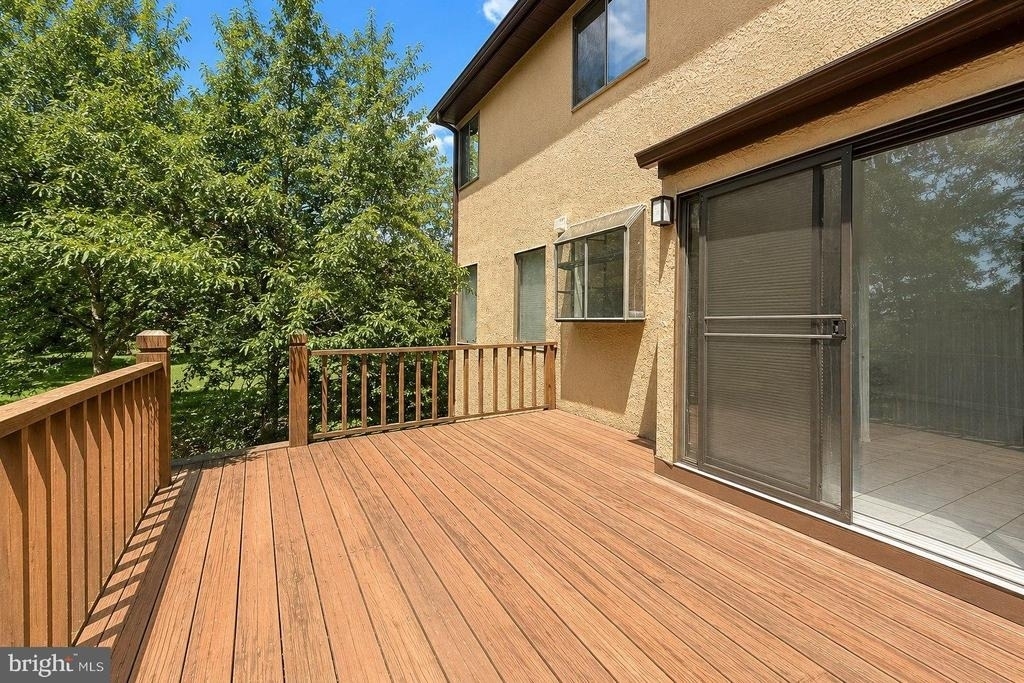 83 Sayre Drive - Photo 21