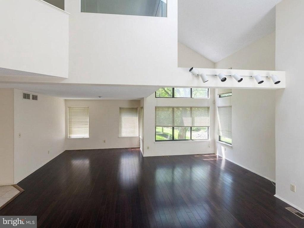 83 Sayre Drive - Photo 5