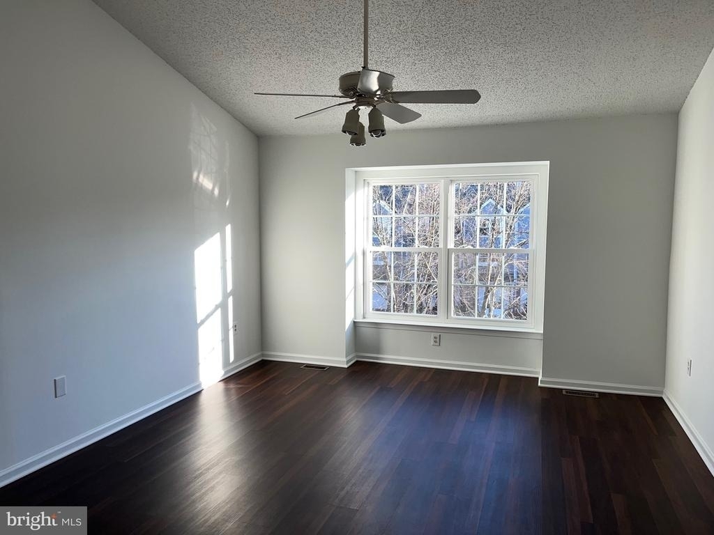 15 Halstead Place - Photo 12