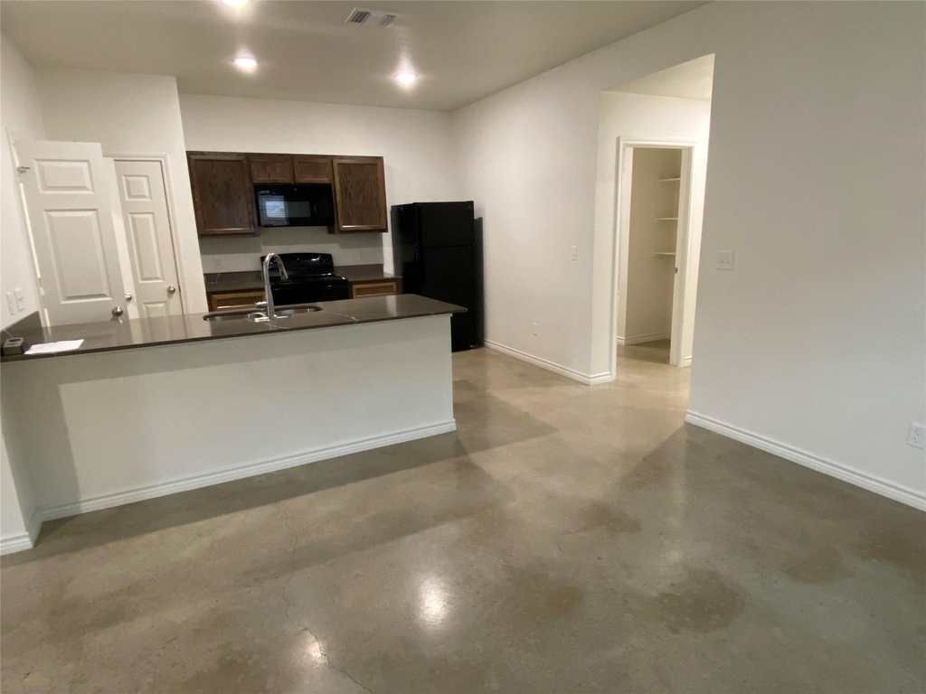 2320 Duntov Dr - Photo 5