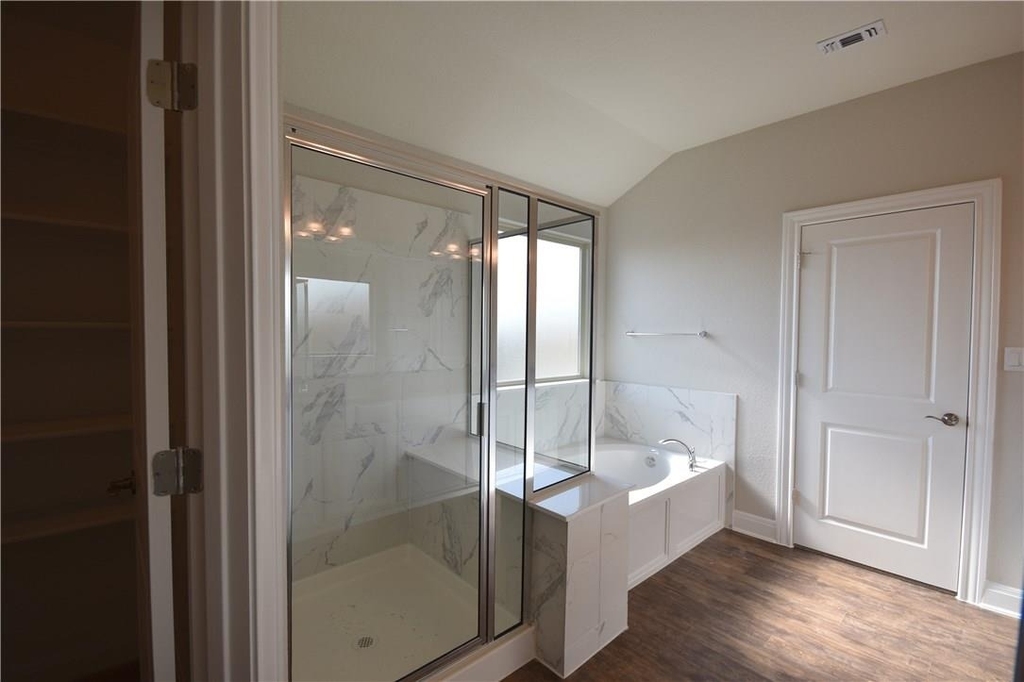 15911 Cessida St - Photo 12