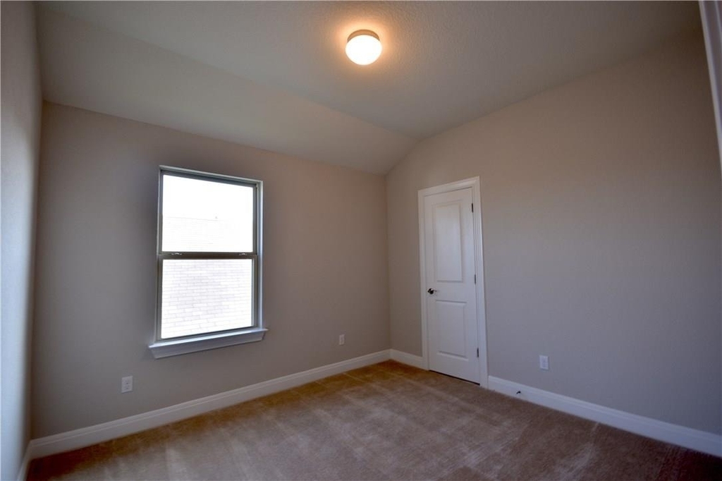 15911 Cessida St - Photo 15