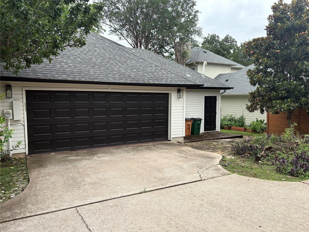 1204 W 39th St - Photo 33