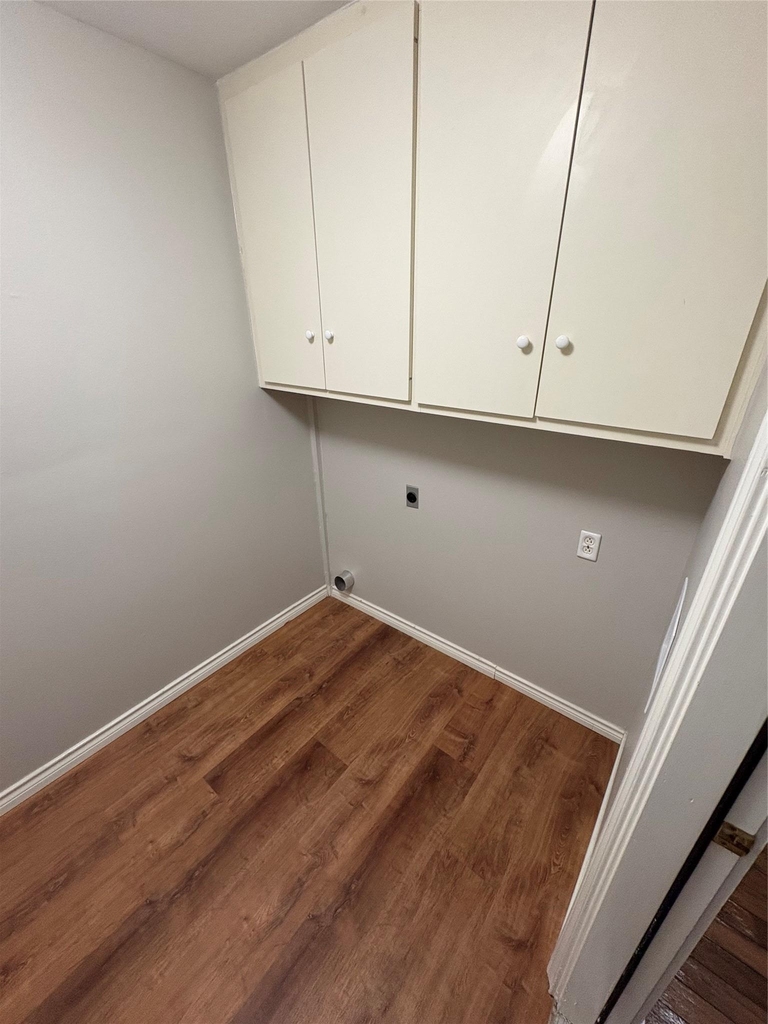 1204 W 39th St - Photo 30