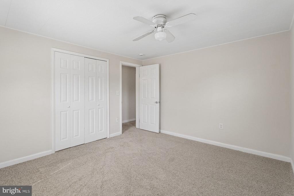30 Girard Avenue - Photo 17