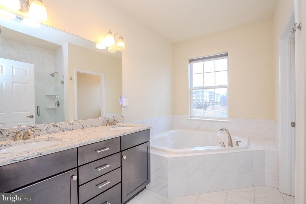 1802 Yearling Ct - Photo 40
