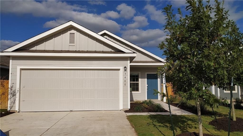 7400 Tonka Ln - Photo 0