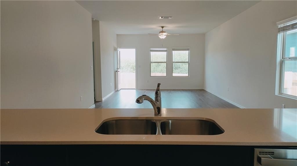 7400 Tonka Ln - Photo 4