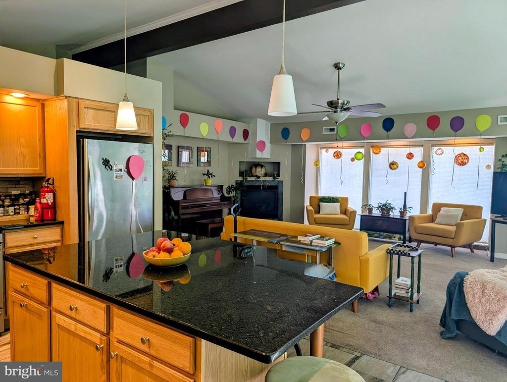 326 Cherry Hill Boulevard - Photo 2