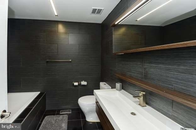 71 Versailles Boulevard - Photo 9