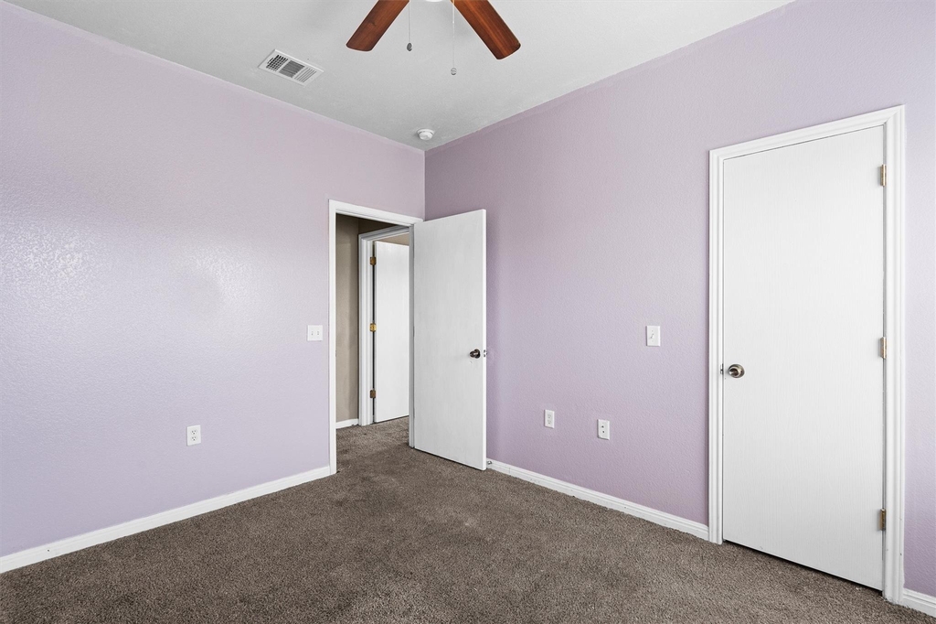 7502 Lazy Creek Dr - Photo 19