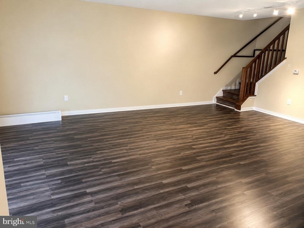 1407 Wharton Road - Photo 3