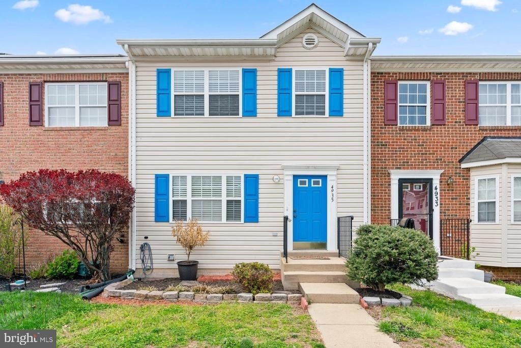 4935 Wall Flower Way - Photo 0