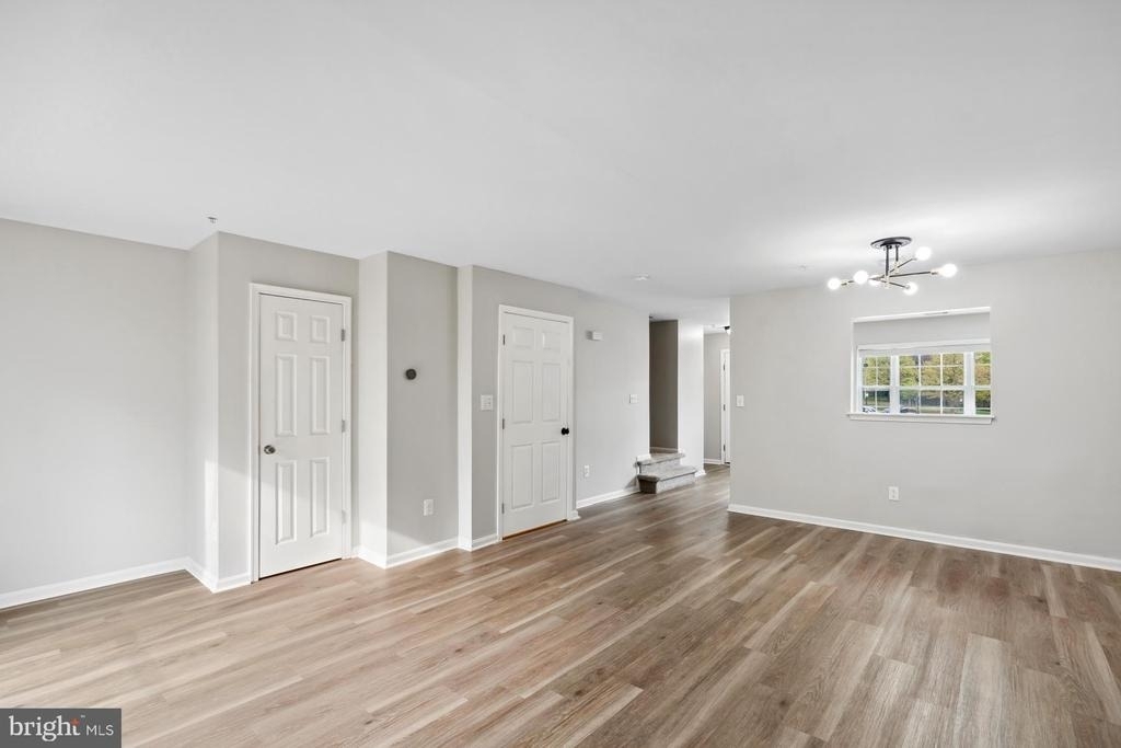 4935 Wall Flower Way - Photo 8
