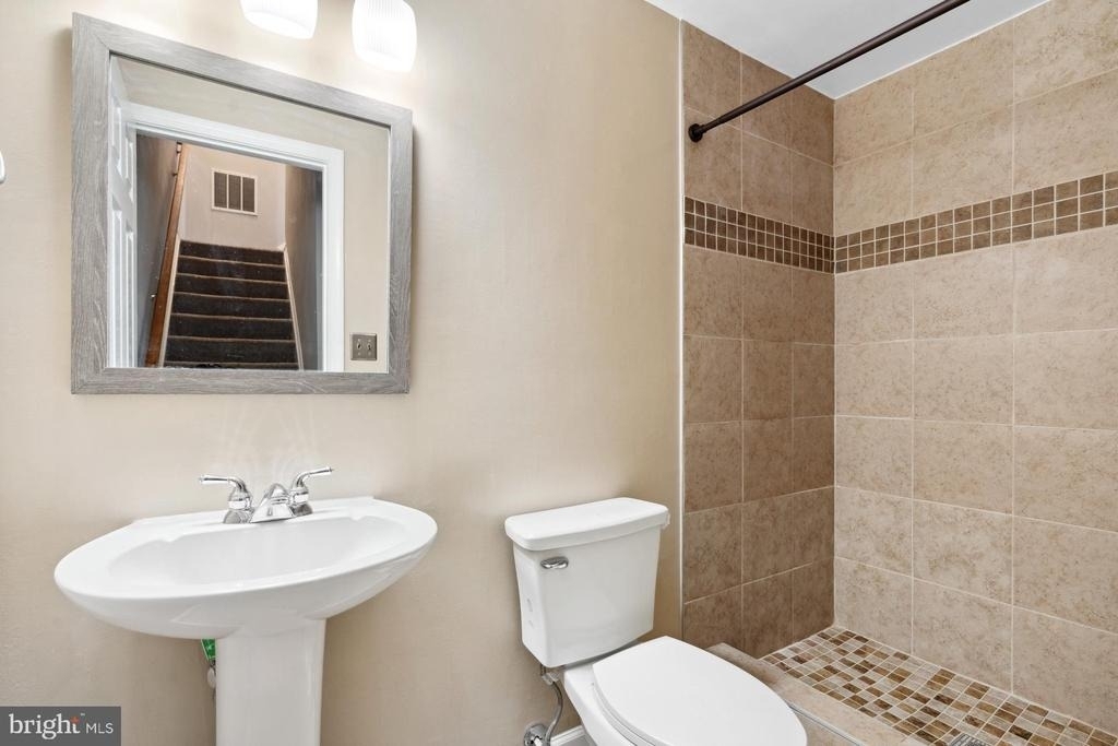 4935 Wall Flower Way - Photo 16