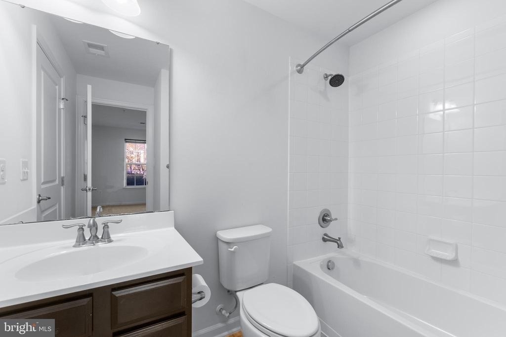 5365 S Center Drive - Photo 5