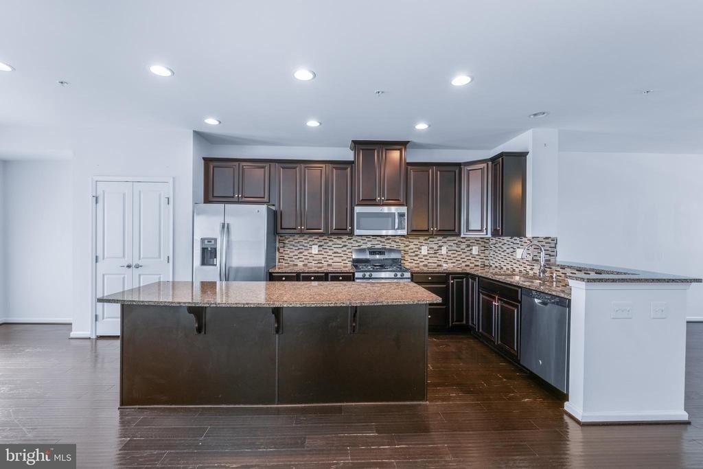 5365 S Center Drive - Photo 6