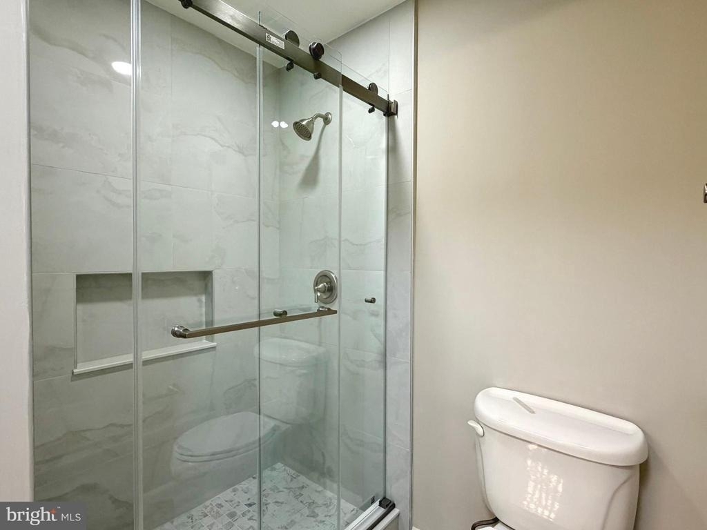 9106 Jones Mill Road - Photo 13