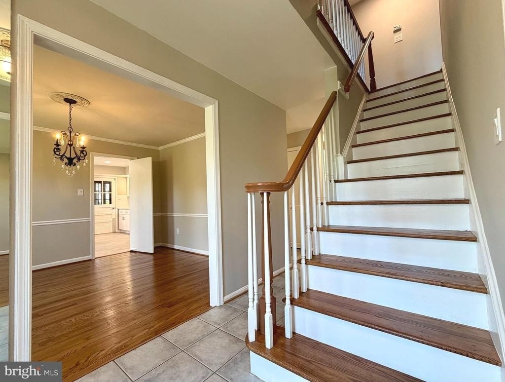 9106 Jones Mill Road - Photo 3