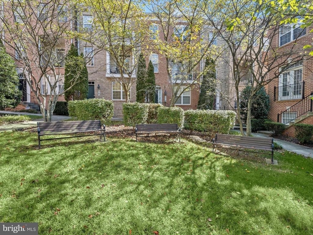 563 Pelican Avenue - Photo 40