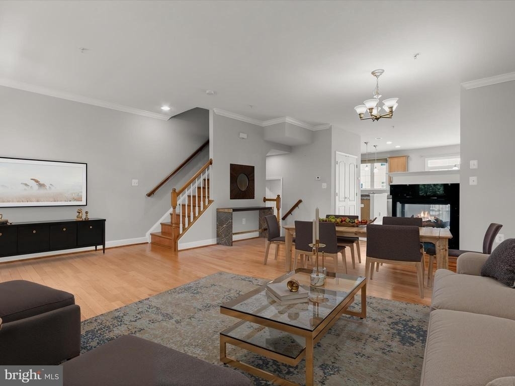 563 Pelican Avenue - Photo 3
