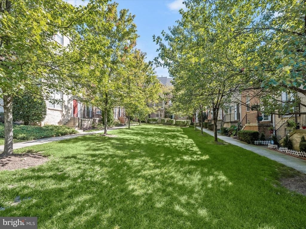 563 Pelican Avenue - Photo 41
