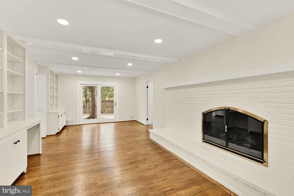 8416 Fox Run - Photo 24