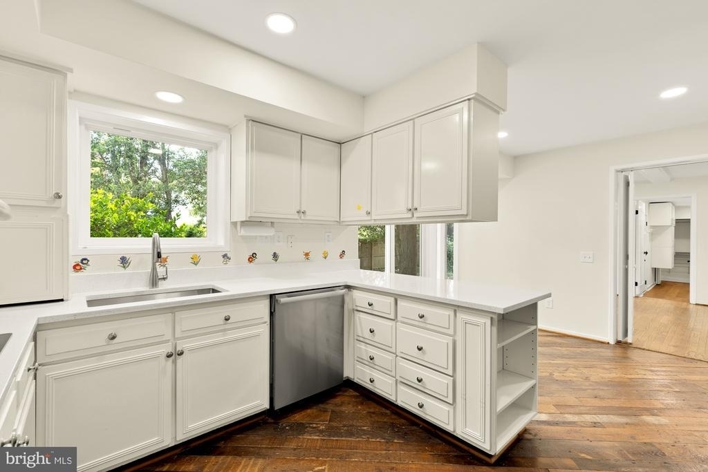 8416 Fox Run - Photo 15